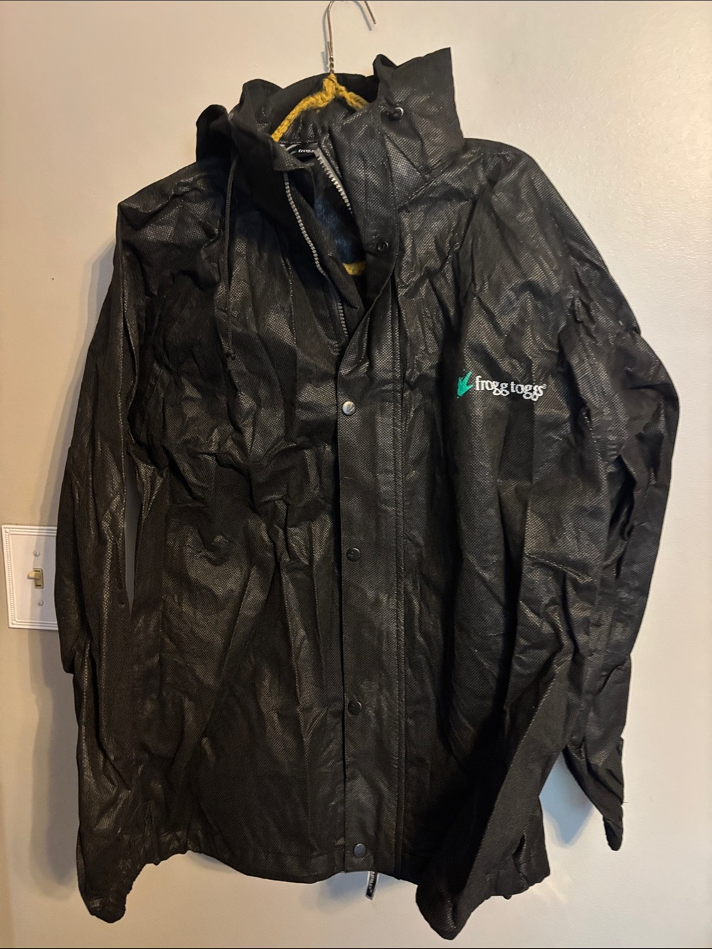 Frogg Toggs Men's Black Waterproof Raincoat with Hood and pant set